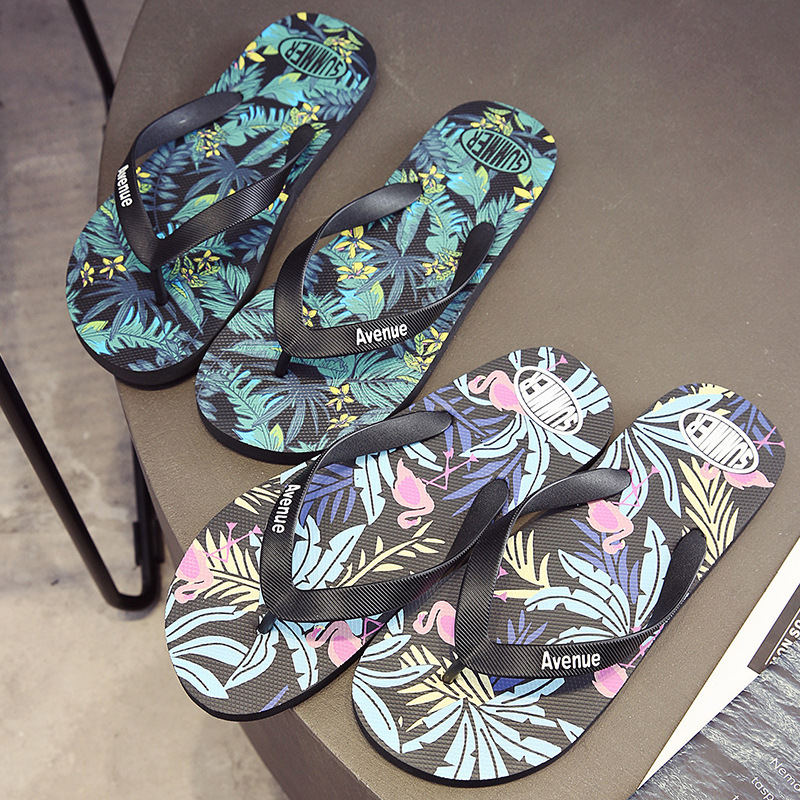 Summer Slippers Korean Style Trendy Non-Slip Flip-Flops 2025 New Fashion Outdoor Personality Men's Beach Shoes ddmymarket