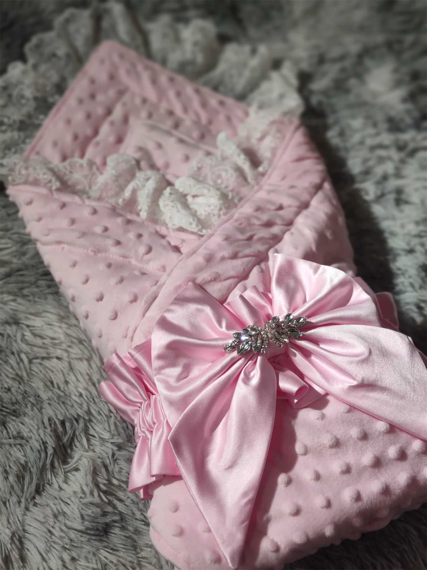 Baby Winter Swaddle Blanket Boys Girls French Lace Essential Receiving Blanket UltraSoft Newborn Registry Sleeping Wraps Z250930-1