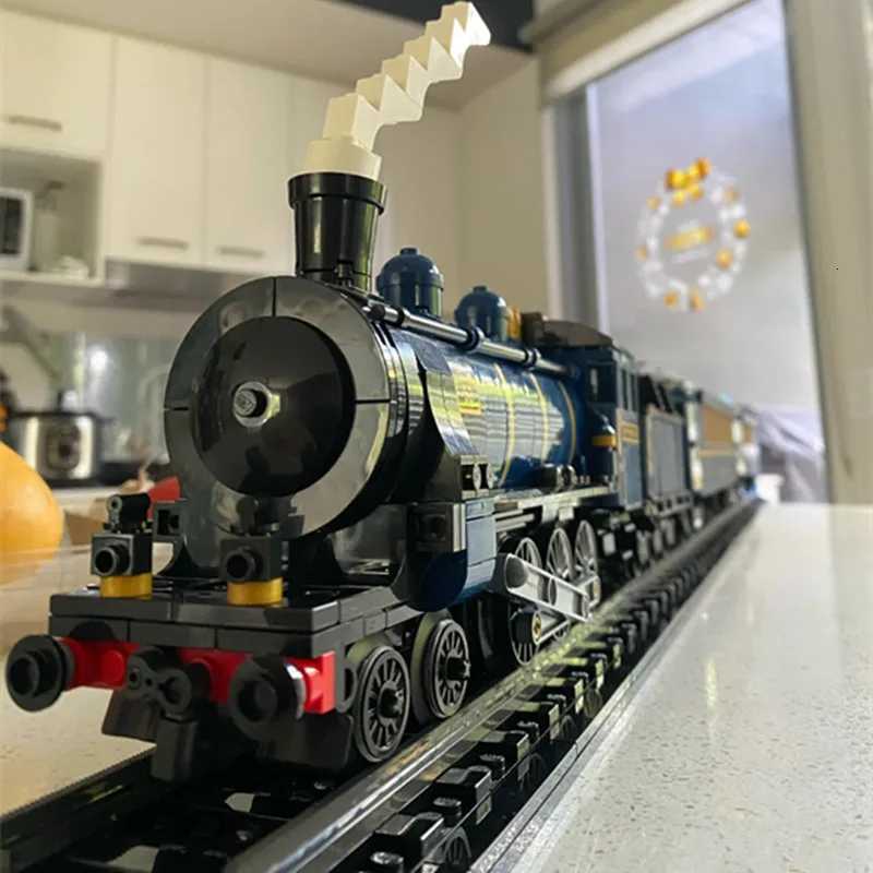 Luxury Travel Train Moc 21344 Compass Train Building Blocks Model Bricks Toy Childrens Christmas Gift In Stock L250930