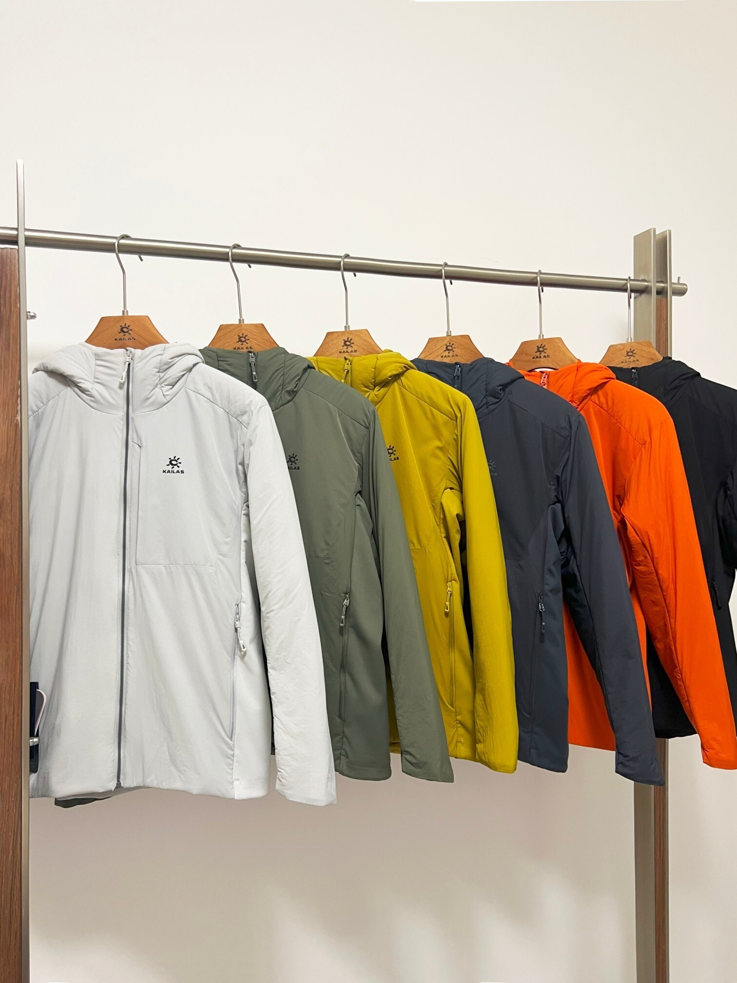 Designer Men Women Jacket Three Layer Outdoor zipper jackets Waterproof warm Jackets For sports kailas Jacket Male Casual Lightweight Hiking