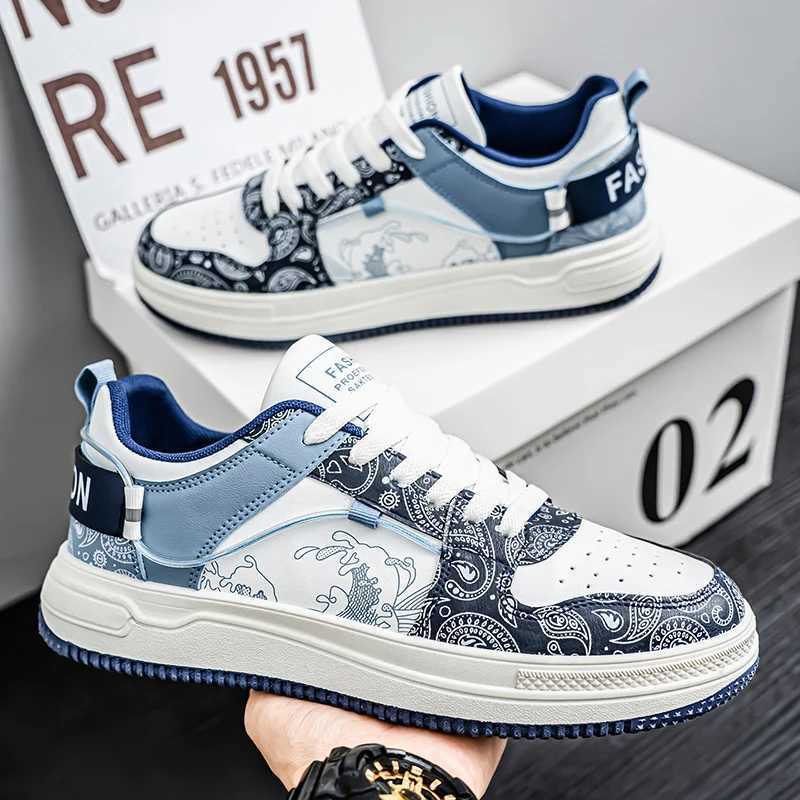 Fashion Korean Style Casual Sneakers Men Lowtop Design Mens Skate Shoes Platform Skateboard Sports Shoes Z250930