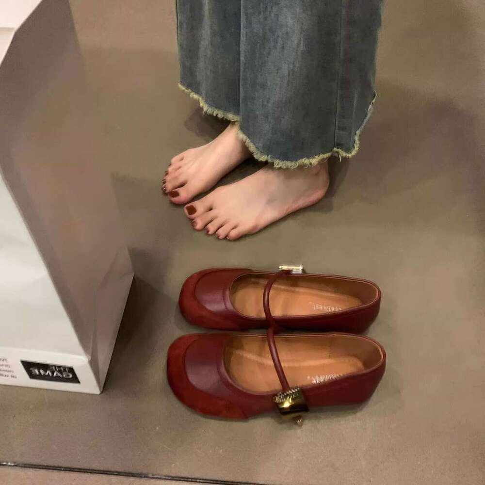 Red Mary Jane for Women 2025 Spring Round Toe Soft Surface One Strap Shallow Mouth Style Single Shoes Loafers French Sweetheart
