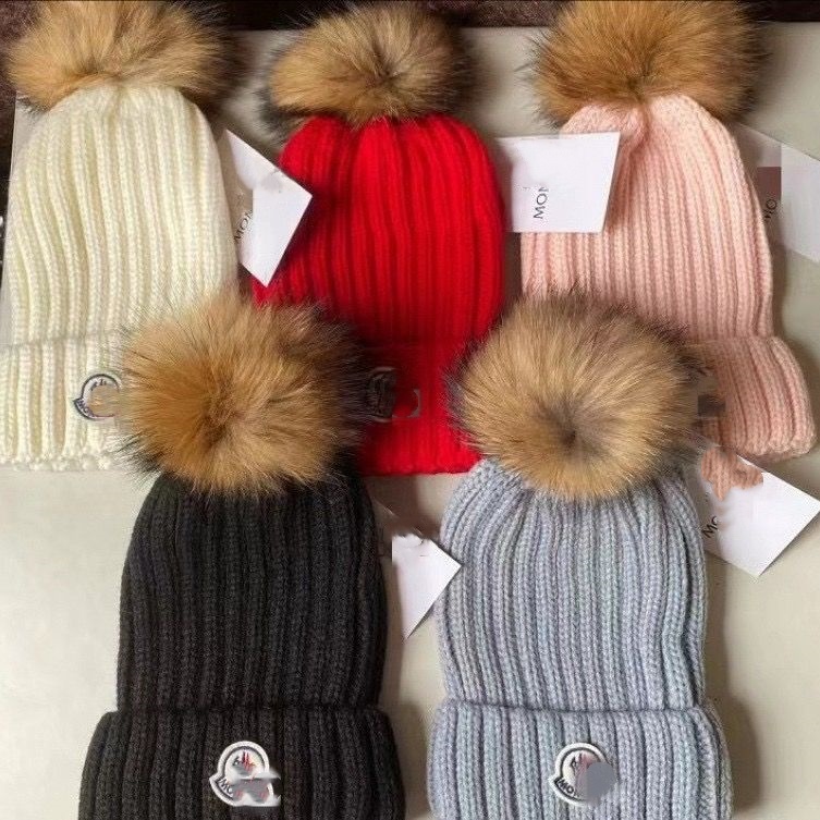 Winter driving beanie knitted designer cap Fashion Knit Hats Fall Woolen Cap Letter Jacquard Warm Outdoor Leisure Skull Caps cappelli travel skiing hat hot aaa