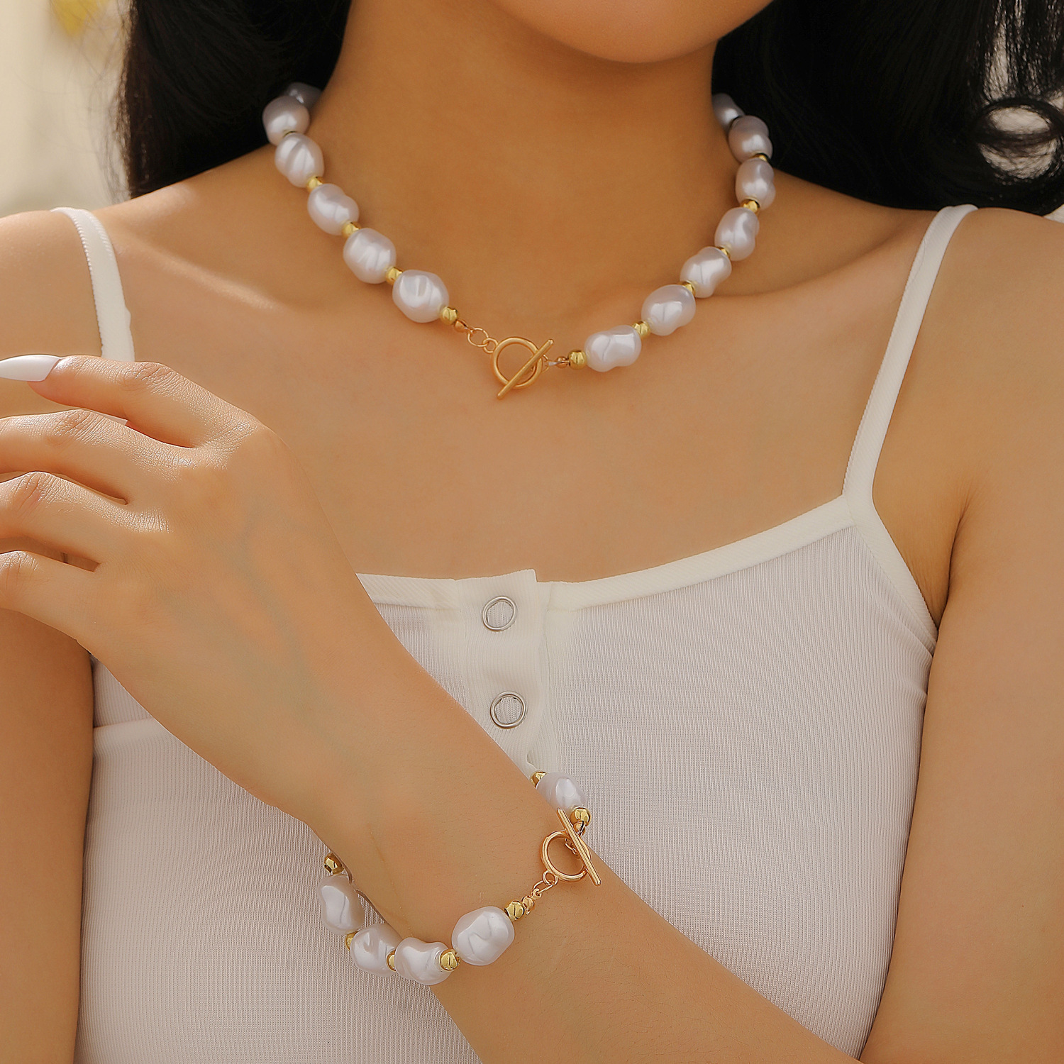 OT Buckle Jewelry Accessories High-end Irregular Baroque Pearl Necklace Bracelet Set for Women