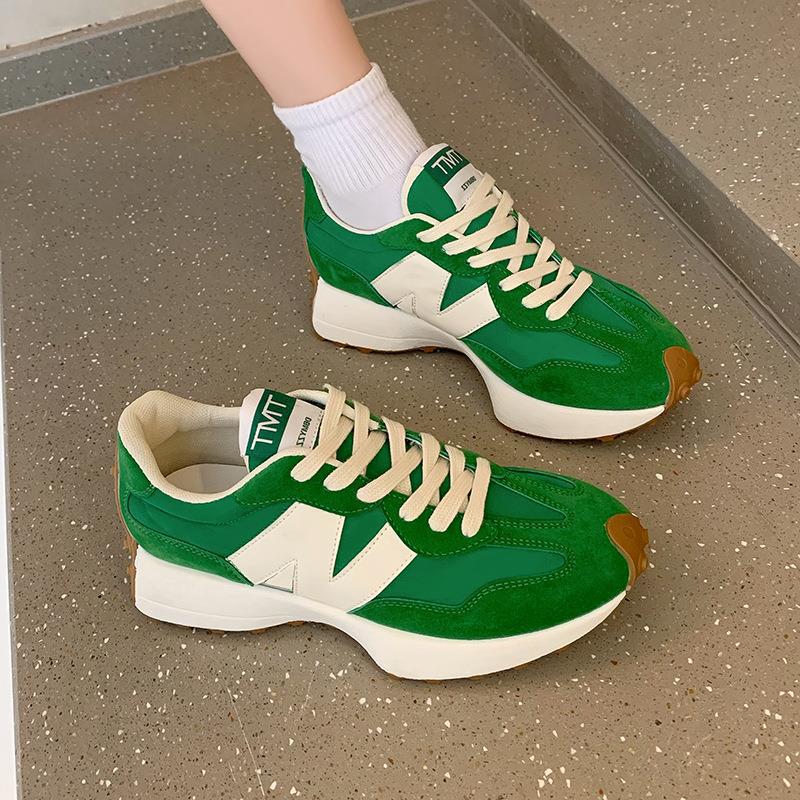 Free shipping designer shoes for womens running shoes black beige orange green khaki New fashionable and versatile outdoor casual sports shoes