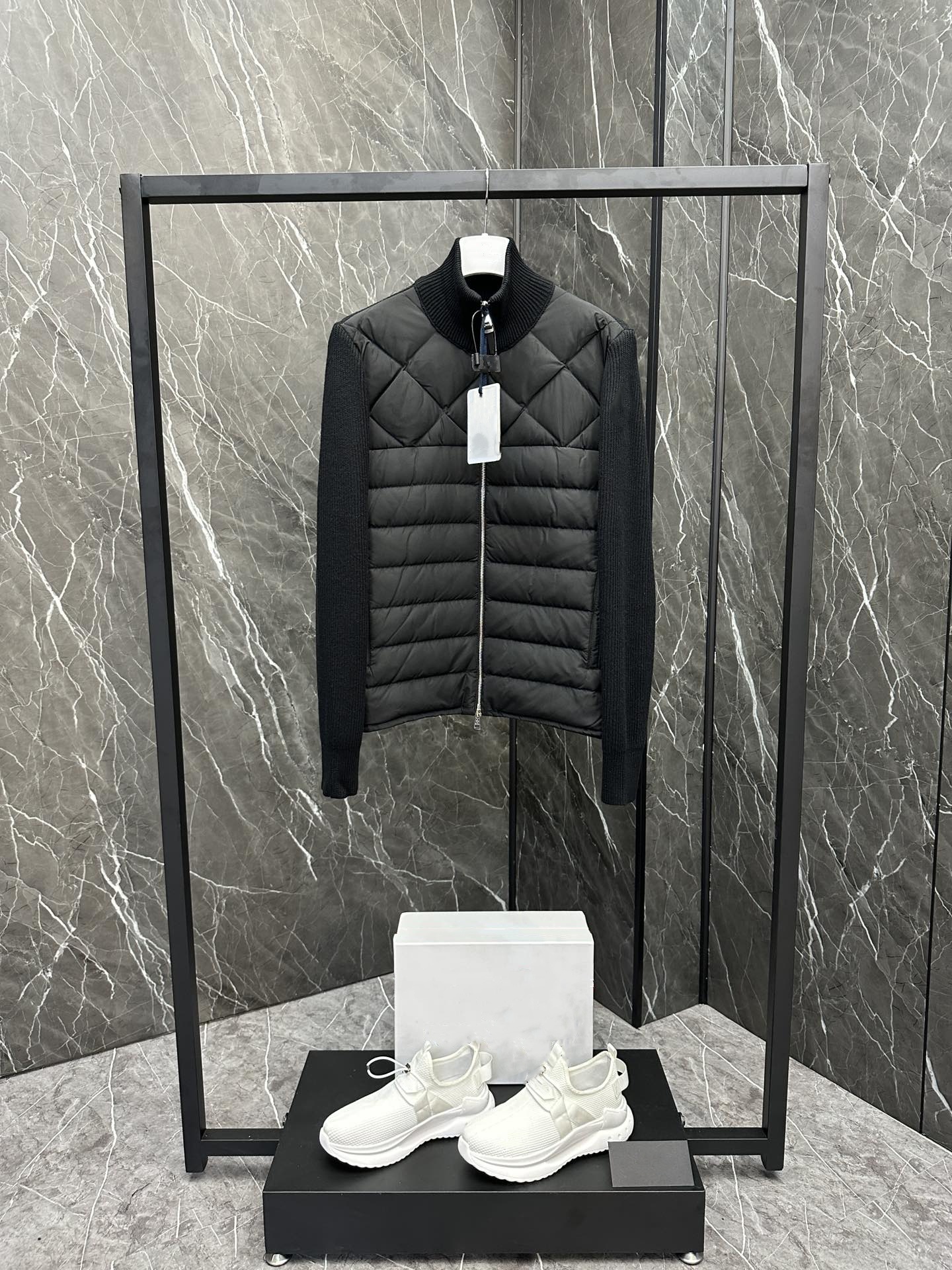 2025 autumn and winter new men's knitted down jacket, absolutely high-quality top-grade white goose down, soft and comfortable, perfect version