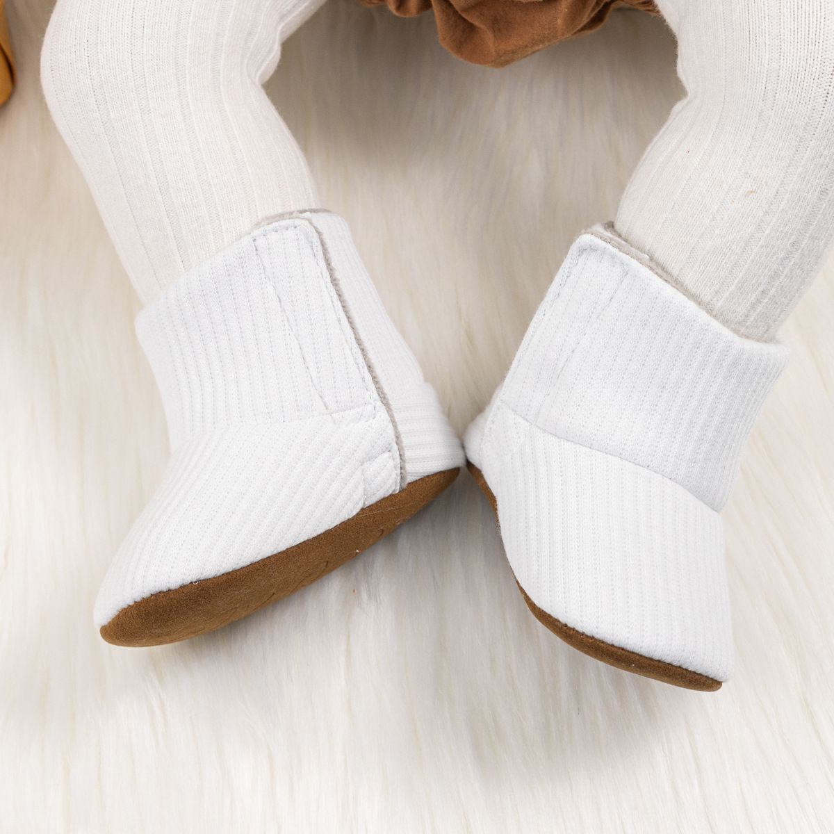 Baby Ankle covered Boots Warm Lining Winter Infant Kidszworld Baby Boys Girls Soft Sole Warm Prewalker Newborn Boots 3-Colors 0-18M Months K0020