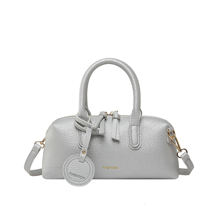 Fashion Trend Women's Handbag Retro Elegant Style Luxury Bag 2025 Autumn/Winter New French Style Texture Shoulder Bag Designer Bag