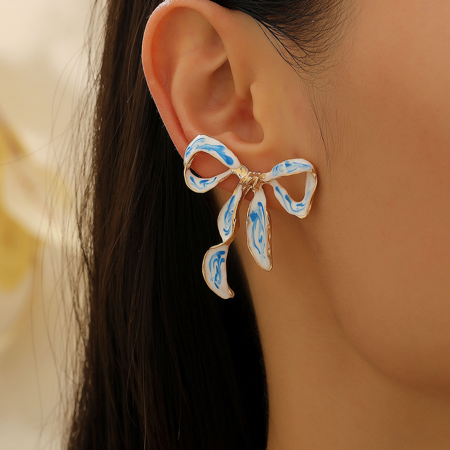 National Style Elegant Fresh Simple Handmade Oil Drop Bowknot Exaggerated Blue and White Porcelain Color Painted Earrings for Women