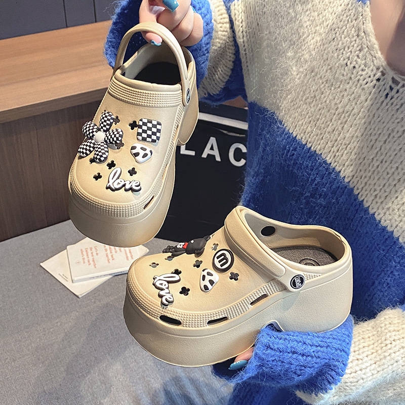 9CM Thick Sole Clogs for Women, Summer New Style, Closed Toe, Non-Slip, Indoor Outdoor Beach, Internet Celebrity Super Popular High Heel Slippers ddmy