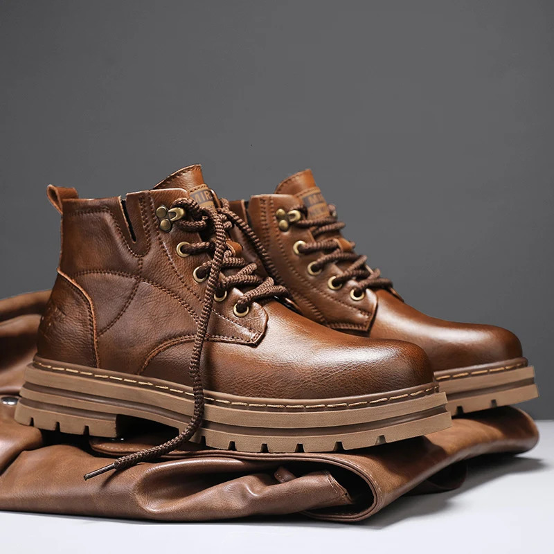 Mens LaceUp Shoes Winter Classic Mens High Top Boots Man Korean Version Casual Shoes Male Leather Fashion Boots 250930