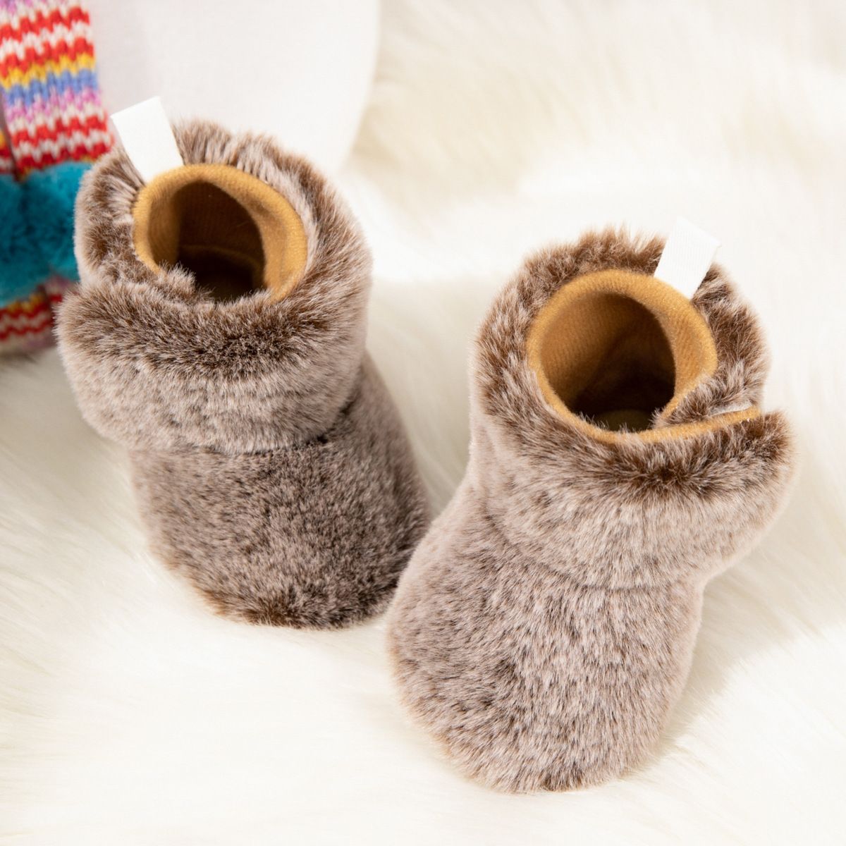 Baby Booties Newborn Infant Boy Girl Non-Slip Soft Sole Crib Shoes Kidszworld Toddler Plush Fluff Winter Warm Prewalker Boots 0-18M Months K0016