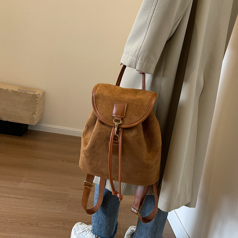 Designer Fashion Retro Handbag 2025 New Multi functional Women's Backpack