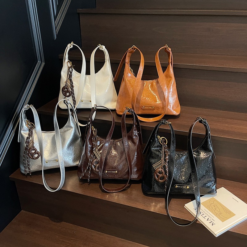 Cross border texture commuting shoulder bag, women's handbag, new multifunctional wallet, casual minimalist armpit bag, designer bag, crossbody b