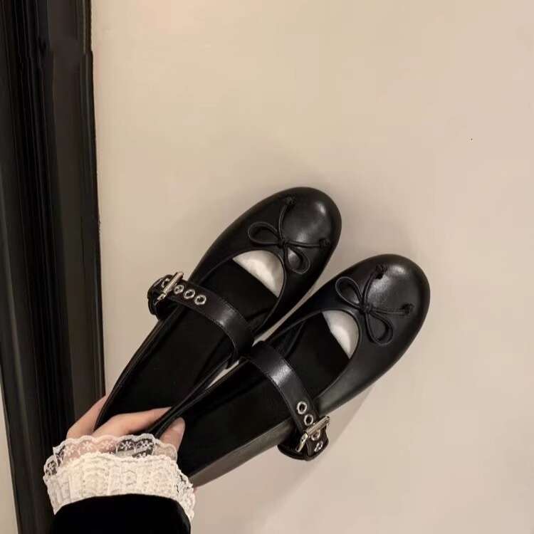 French Style Designer Shoe Shallow Mouth Single for Women 2025 Early Spring New Gentle Evening Ballet Flat Mary Jane Small Leather Shoes
