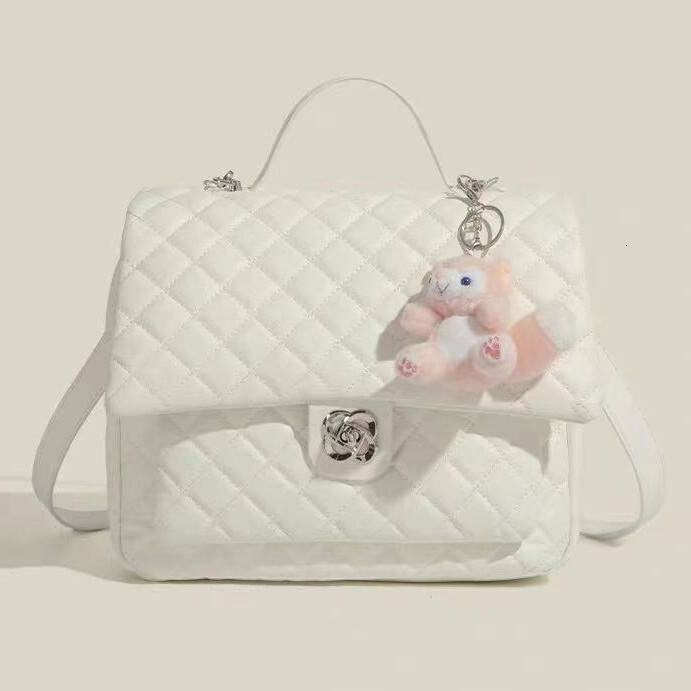 Designer Bag Niche Academy Style Camellia Backpack For Women 2025 New Spring Fashion Versatile Luxury Bag Quilted Backpack