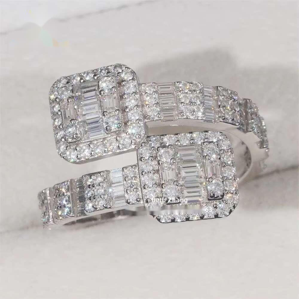 Anti Stress Ring Custom Hip Hop Jewelry S925 Baguette Cut Moissanite Diamond Engagement Ring for Men