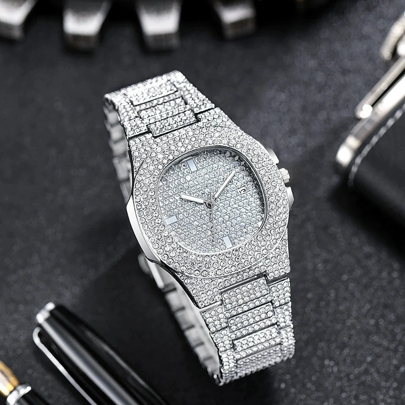 Iced Out Women Men Watch Square Diamondd Black Numbers Quartz y Hip Hop Wrist Watches Roman Clock Relogio Masculino 250925