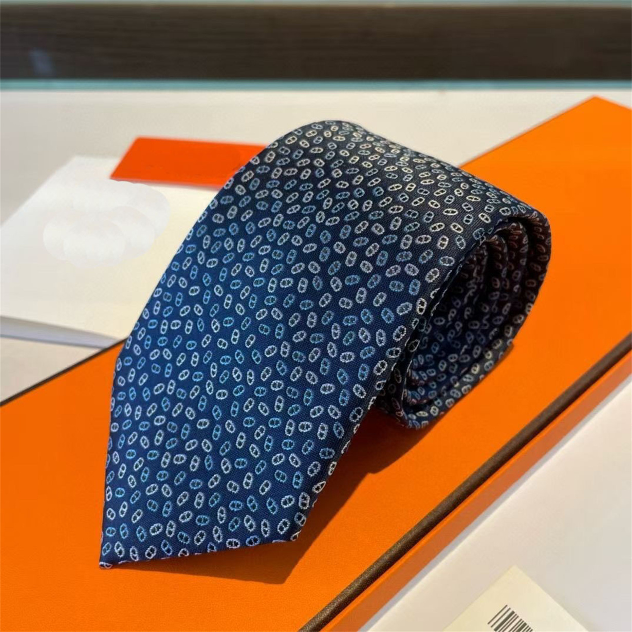 2025 Luxury New Designer 100% Tie Silk Necktie black blue Jacquard Hand Woven for Men Wedding Casual and Business Necktie Fashion Hawaii Neck Ties With box 233
