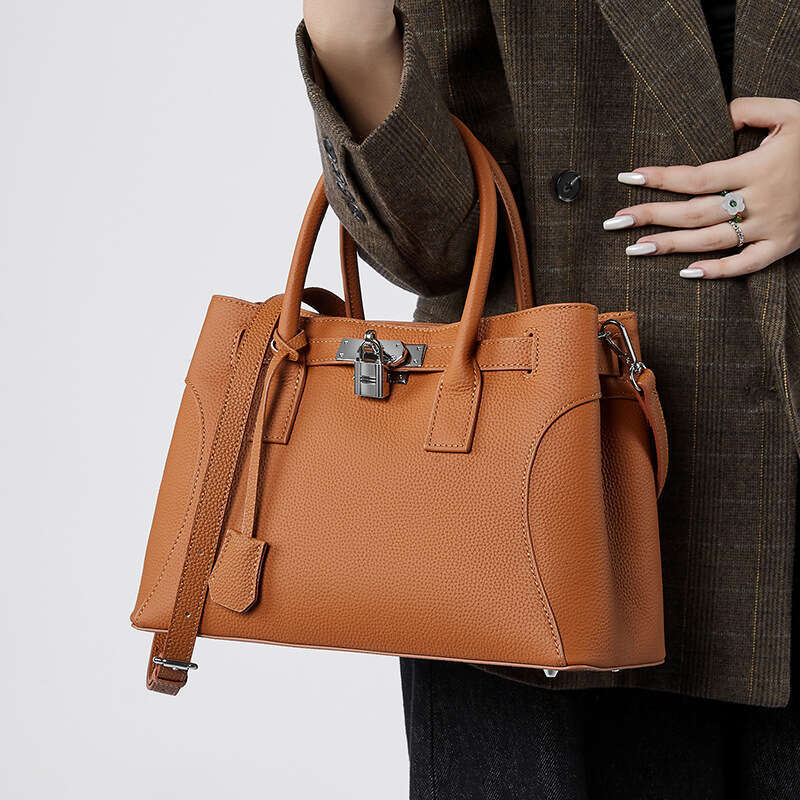 Luxury bag New Niche Design High End Genuine Leather Shoulder Tote Large Capacity Handbag Fashion Commuter Women s Bag