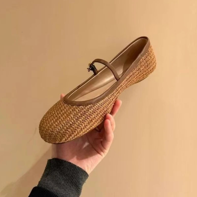 Spring Summer 2025 Style Shoes Weaving Hollow Out Sandals Square Toe Buckle Strap Flats Shoes Women 250930