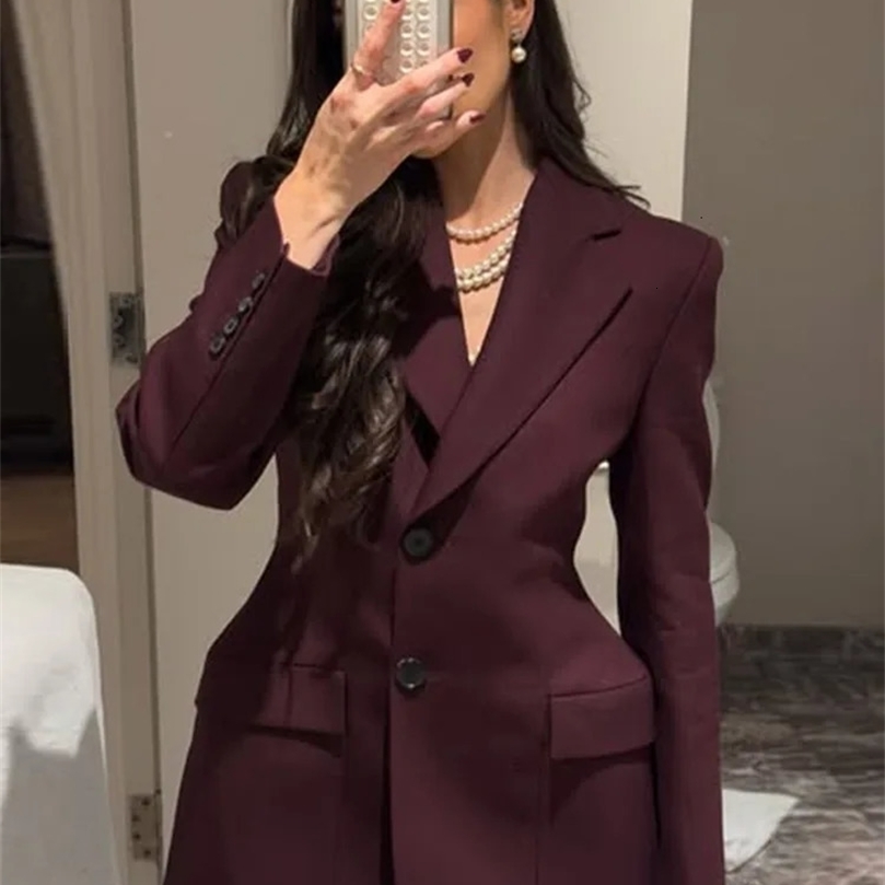 Elegant Suit Collar Shoulder Pads Jackets Women Slim Fit Single Breasted Long Sleeved Blazer Female Spring High Street Tops 250208wtt