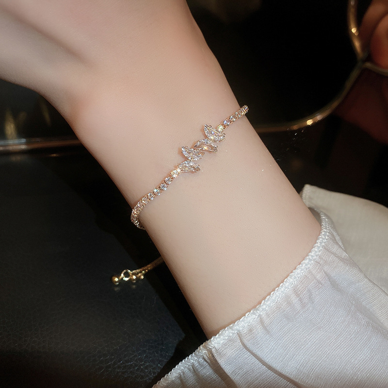 Zircon Butterfly Pull Niche Light Fashion Bracelet Versatile High-end Feel New Women's Jewelry - view 7