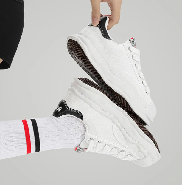 2025 new fashion designer trainers for men shoes casual classic black white red yellow blue green outdoor sports sneakers 39-45