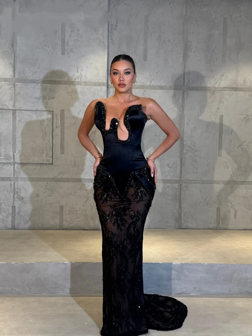 Fashion Mermaid Lace Evening Dresses Beading Strapless Prom Illusion Sleeveless Party Dress Customized Vestidos de noche Plus Size