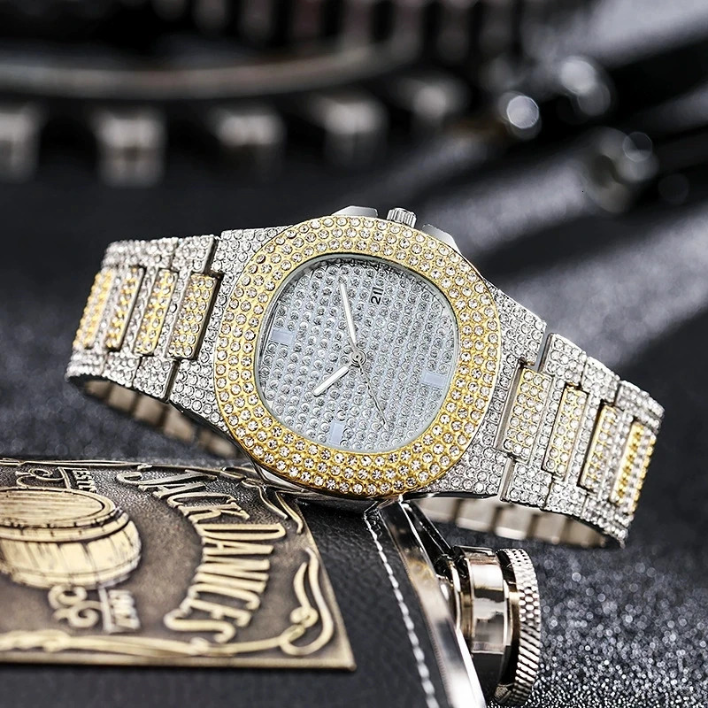 Iced Out Women Men Watch Square Diamondd Black Numbers Quartz y Hip Hop Wrist Watches Roman Clock Relogio Masculino 250925