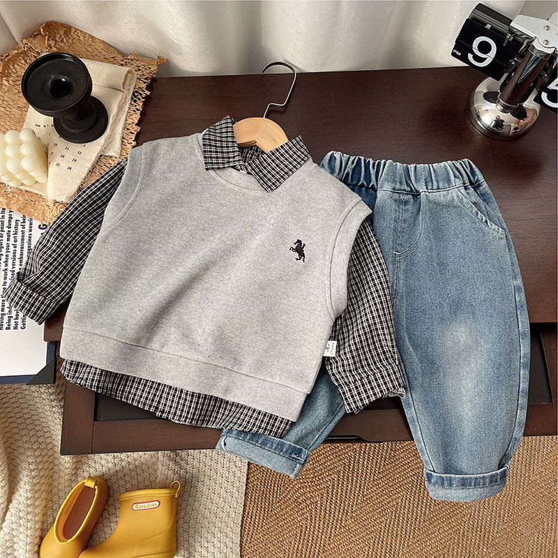 2025 New Spring Toddler Boys 3-Piece Set Sweater Vest Long-Sleeve Outfit Trendy Fashion for Spring & Autumn