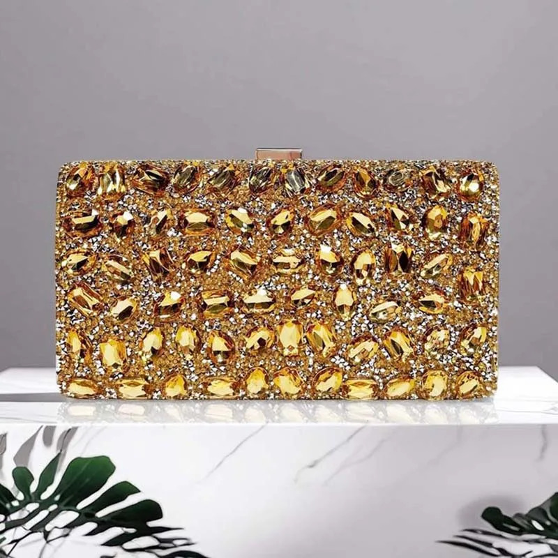 Diamond Clutch Bag Elegant Stylish Multicolor Square Fashionable Dress Cheongsam Evening Bag for Wedding Dinner Party 250930