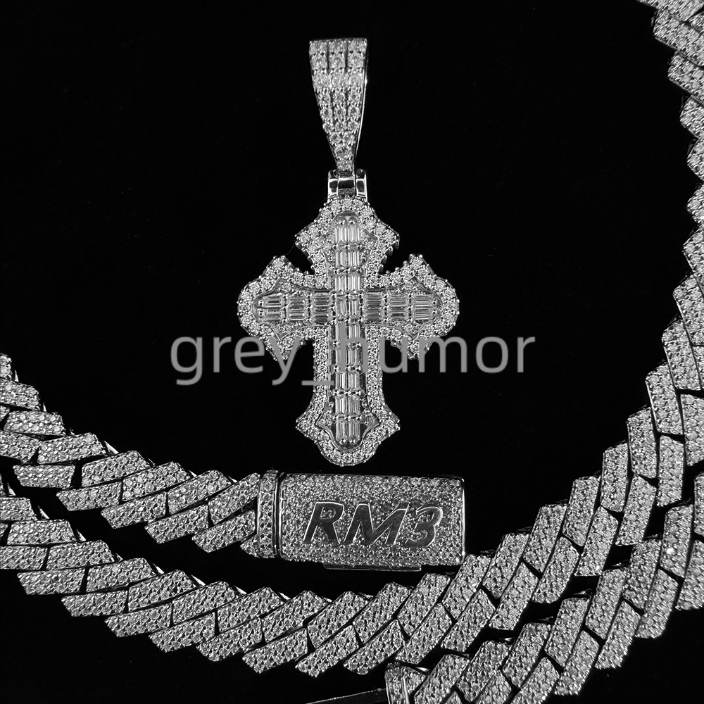 Rappers Jewelry Moissanite Pendant 925 Silver Hip Hop Iced Out VVS Cross Moissanite Pendant