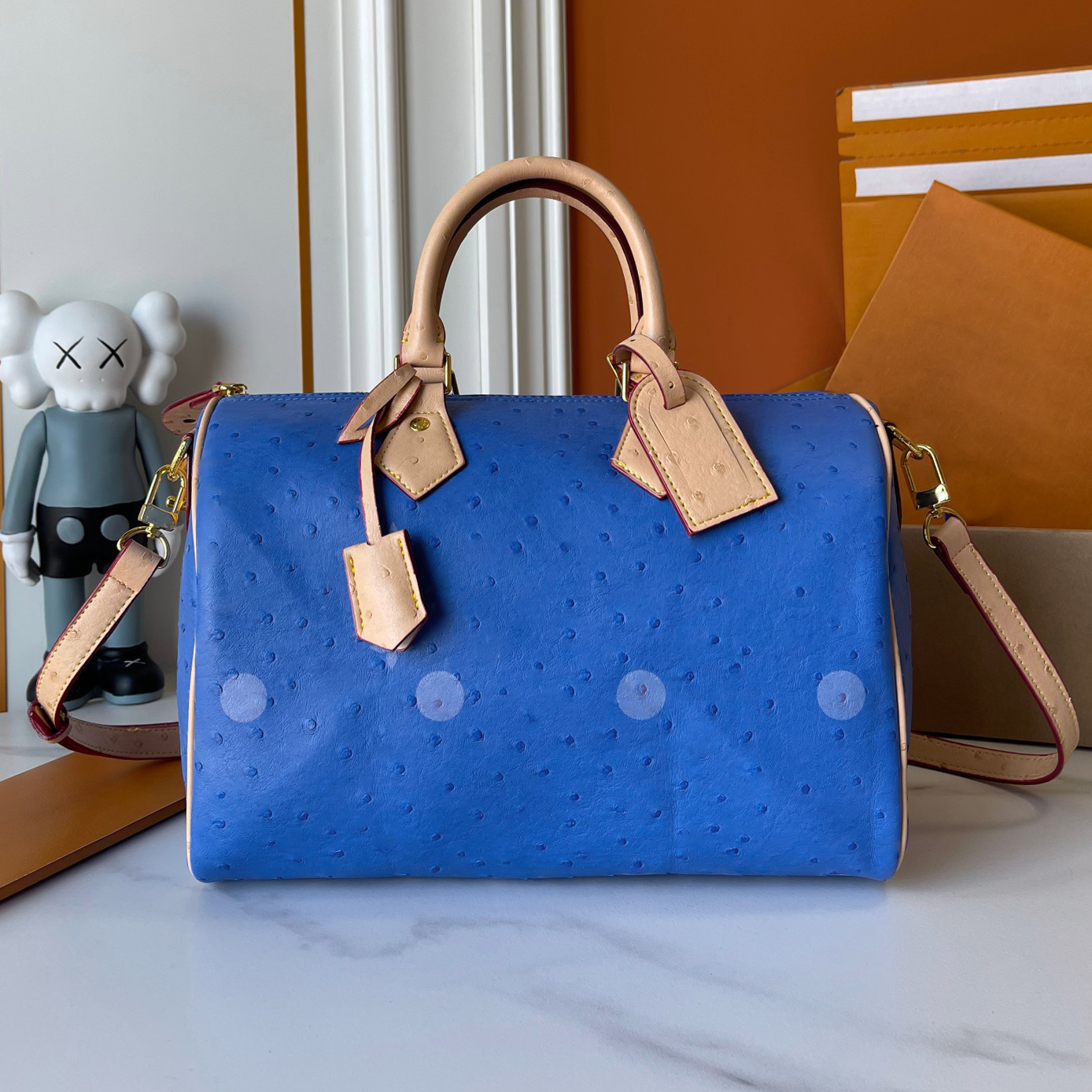 Women Luxury Handbags Boston Bag Large Capacity Travel Pillow Bag Crossbody Style Spedys 30 Tote Bag Ostrich-Print Leather Slouchy Shoulder Bag Designer Weekend Bag