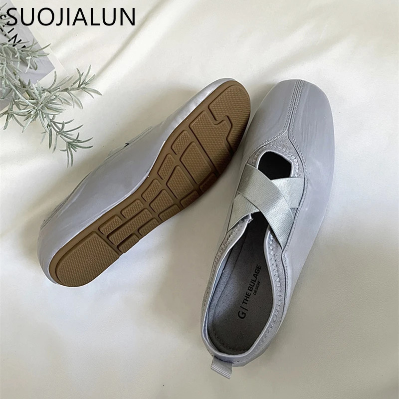 SUOJIALUN 2025 Spring Women Flat Shoes Fashion Round Toe Slip On Ladies Elegant Loafer Shoes Soft Flat Heel Boat Shoes 250930