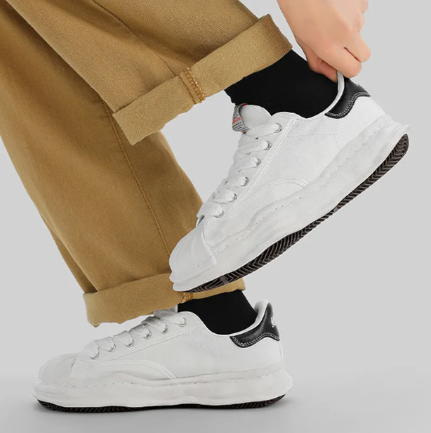 2025 new fashion designer trainers for men shoes casual classic black white red yellow blue green outdoor sports sneakers 39-45