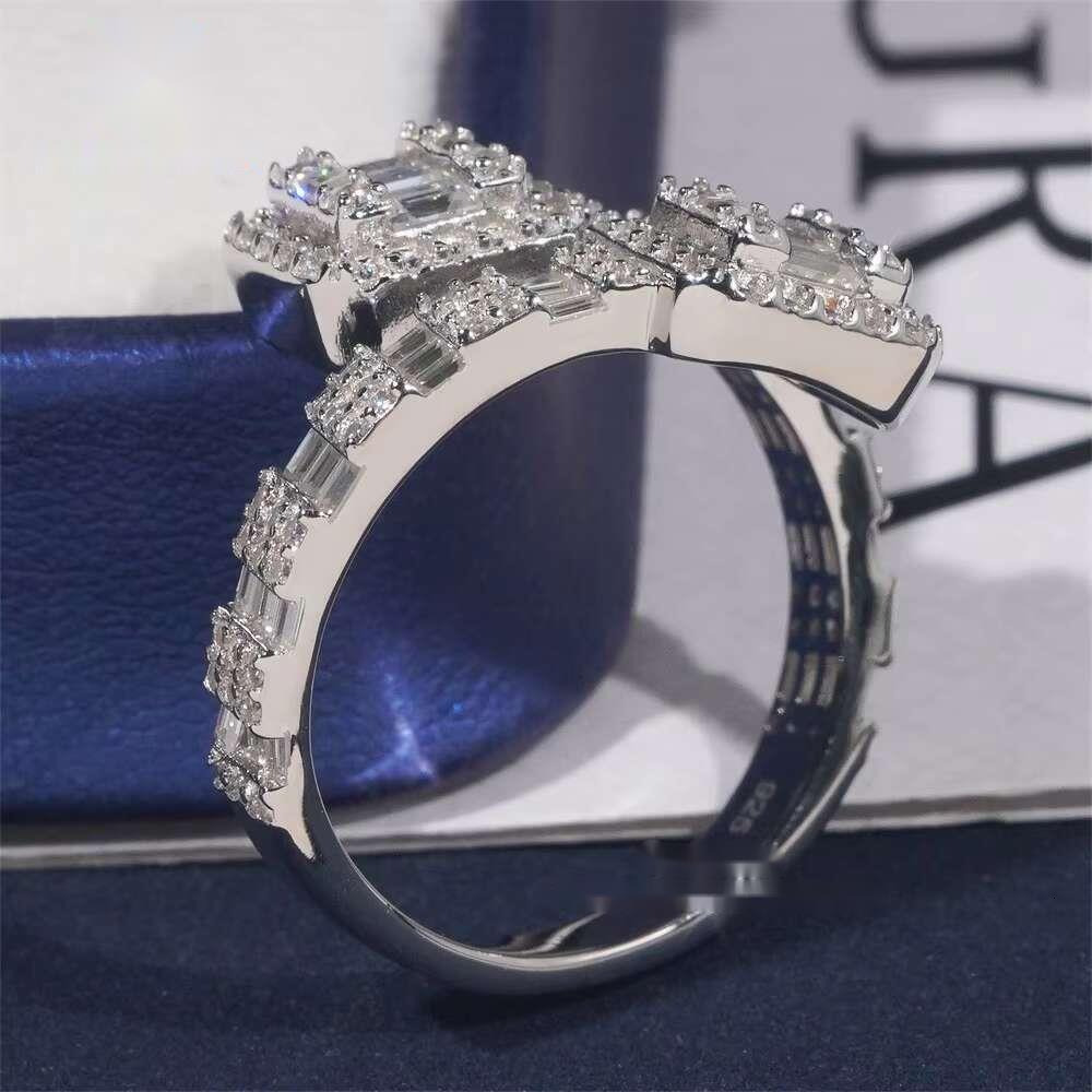 Anti Stress Ring Custom Hip Hop Jewelry S925 Baguette Cut Moissanite Diamond Engagement Ring for Men