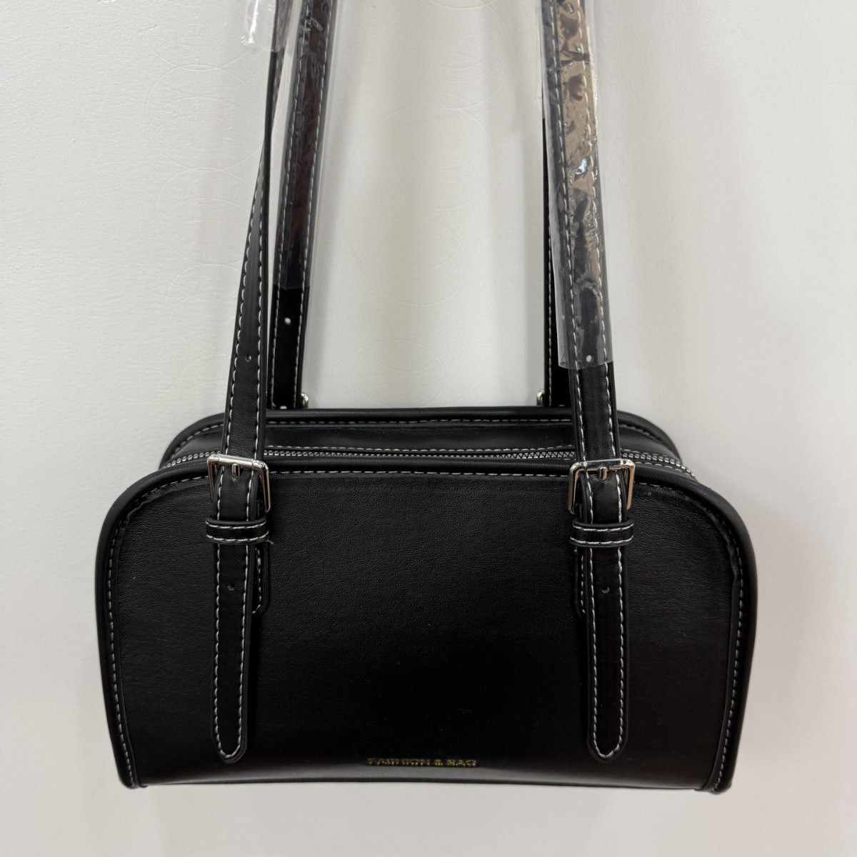 Trendy Womens Handbag with Modern Style Compact under Arm Carry Pouch