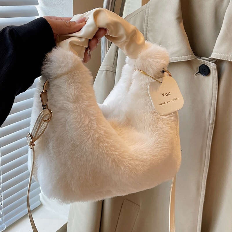 Autumn Niche High-End Handbag for Women, New Winter Versatile Fashion Single Shoulder Furry Crossbody Bag 3