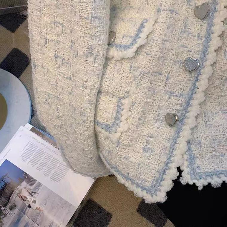 2025 new short designer coarse wool short jacket for women's autumn and winter high-end design exquisite French retro socialist elegant lapel twe