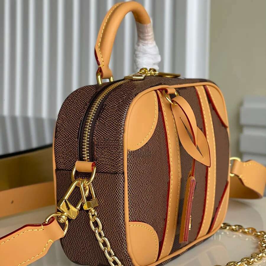 Genuine leather Handbag Designer Chain 21CM Shoulder Delicate knockoff Evening bag