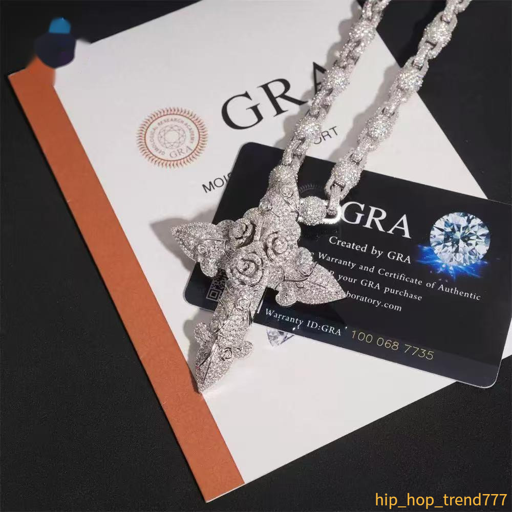 Hip Hop 925 Silver Moissanite Cross Pendant Rock Iced Out Pendant Jewelry Moissanite Pendant