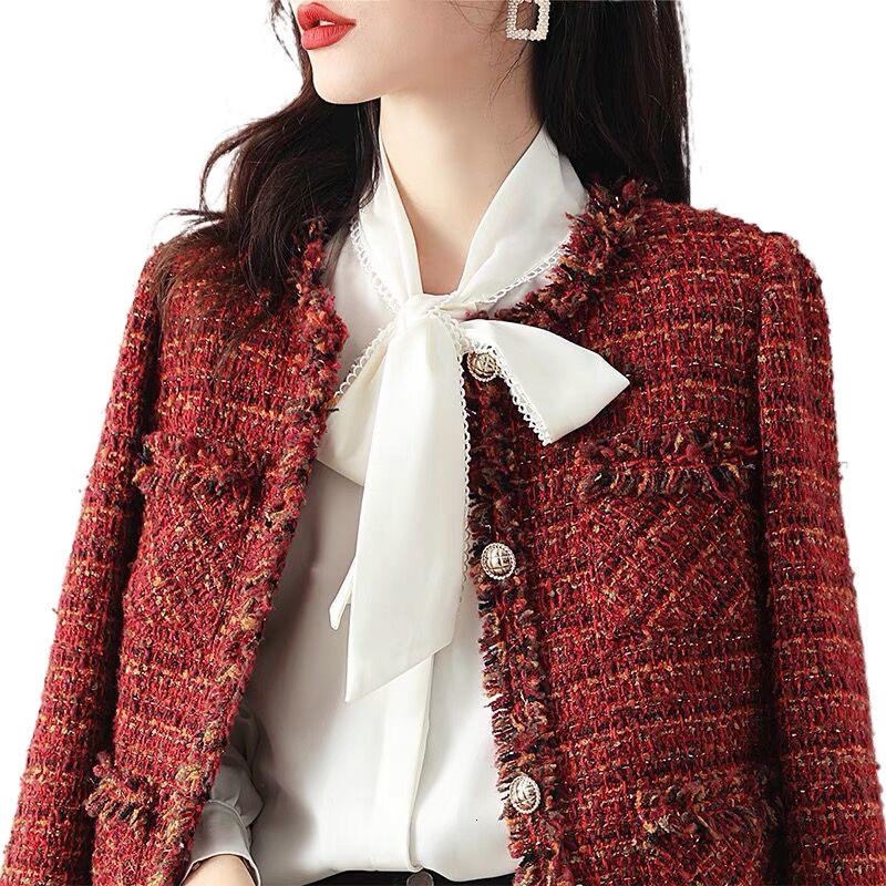2025 Elegant Coarse Wool Short Coat design for Social New Year, Red Short Woven Jacket, Designer Jacket, Women's Floral and Tassel Top, Autumn/Wi