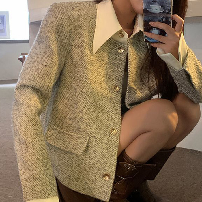 2025 Women's Fashion Casual Coarse Wool Short Jacket Designer Autumn/Winter New Korean Multi functional fashion Elegant Social Top Luxury