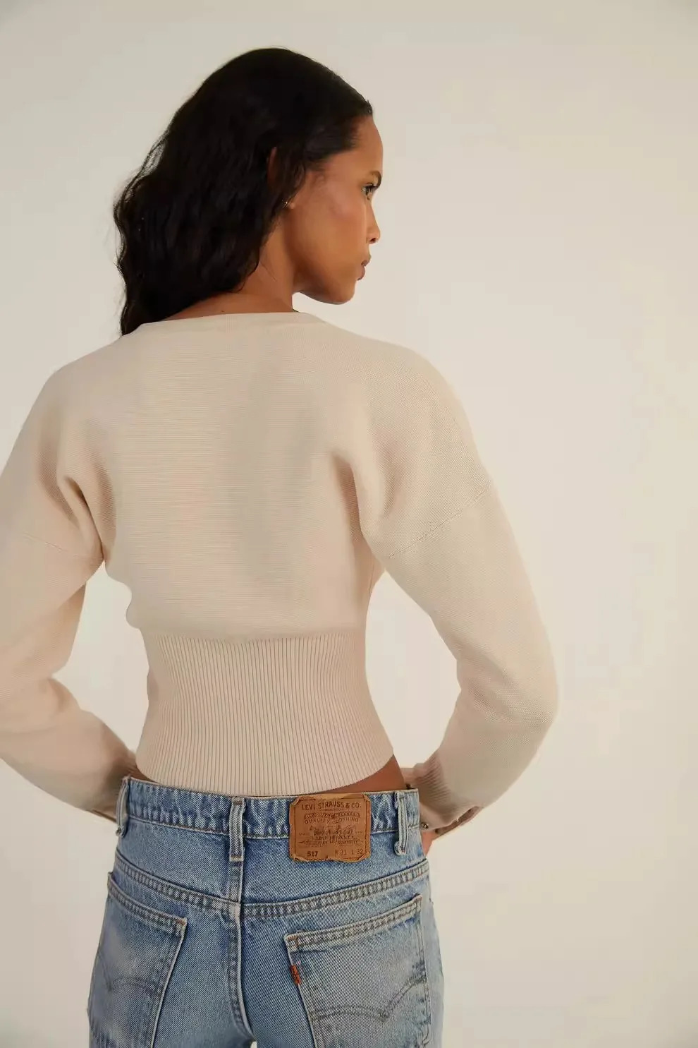 OREUND IRIs round neck single breasted knitted sweater short top with thin underneath 250930