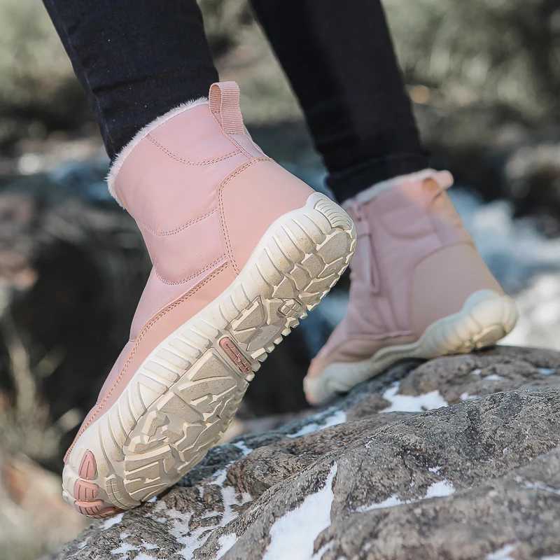 WomenMen Barefoot Snow Boots Warm Fur Shoes Non Slip Minimalist Ankle Boots Thermal Plush Shoes Comfortable for Hiking Walking J251007