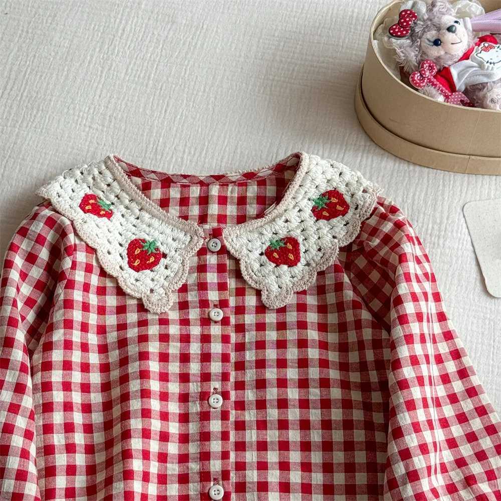 Girls Plaid Shirt Spring and Autumn New Girls Baby Doll Shirt Early Autumn Cotton Longsleeved Shirt C251007