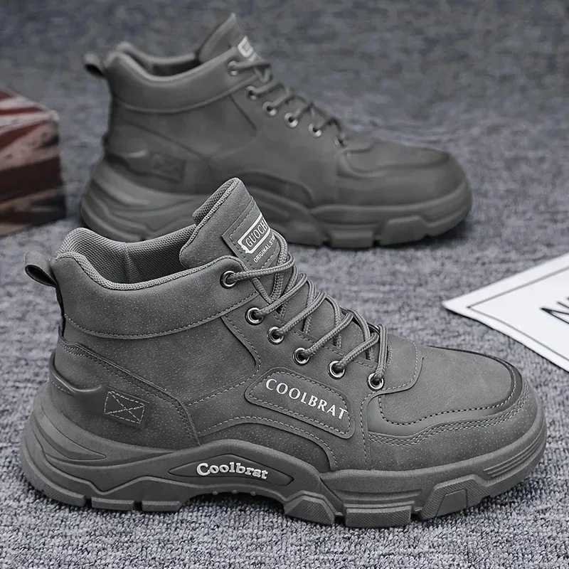 Spring and Autumn Mens Shoes New Trendy and Versatile Thick Soled Workwear Shoes Fashionable Anti Slip High Top Boots J251007