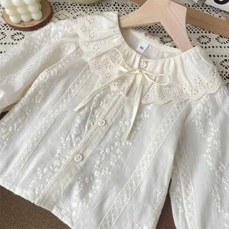 Spring Children Girls Blouses Cotton Floral Embroidery Infant Babys Girls Peter Pan Shirts Loose Round Collar Kids Girls Tops C251007