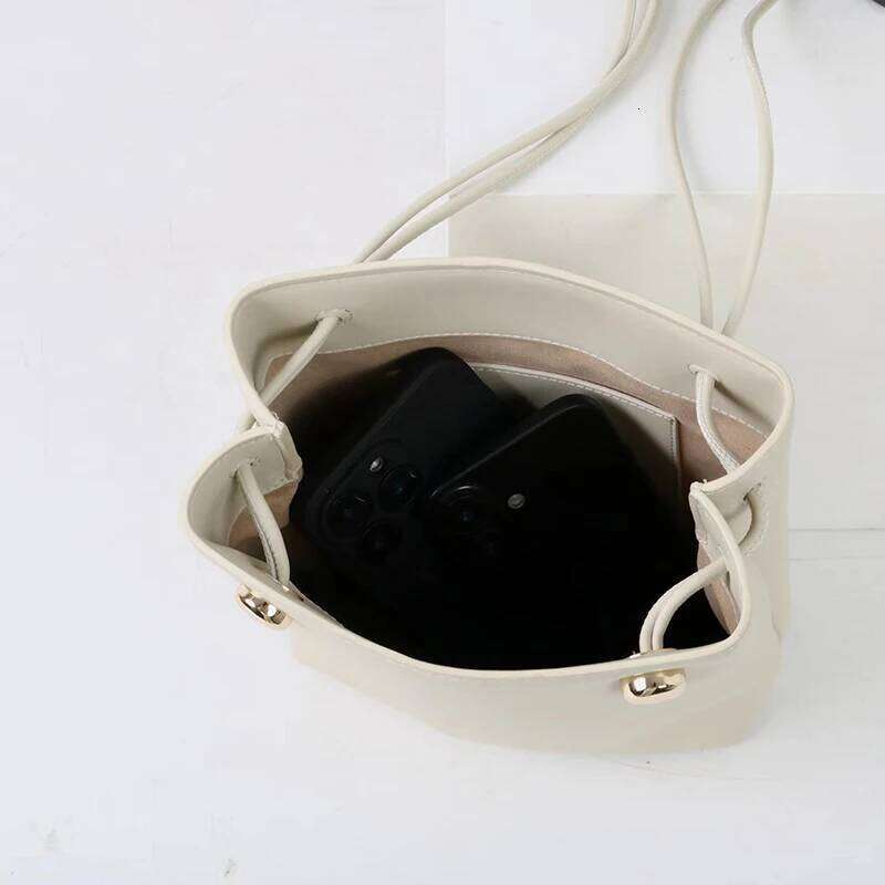 Brand Genuine Leather Fashion Gold Rivet Phone Women Simple Cowhide Pebble Pouch Shoulder Bags Woman Suotong2510